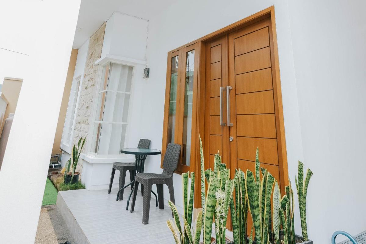 Villa Rafeef - 3 Bedrooms - Housity