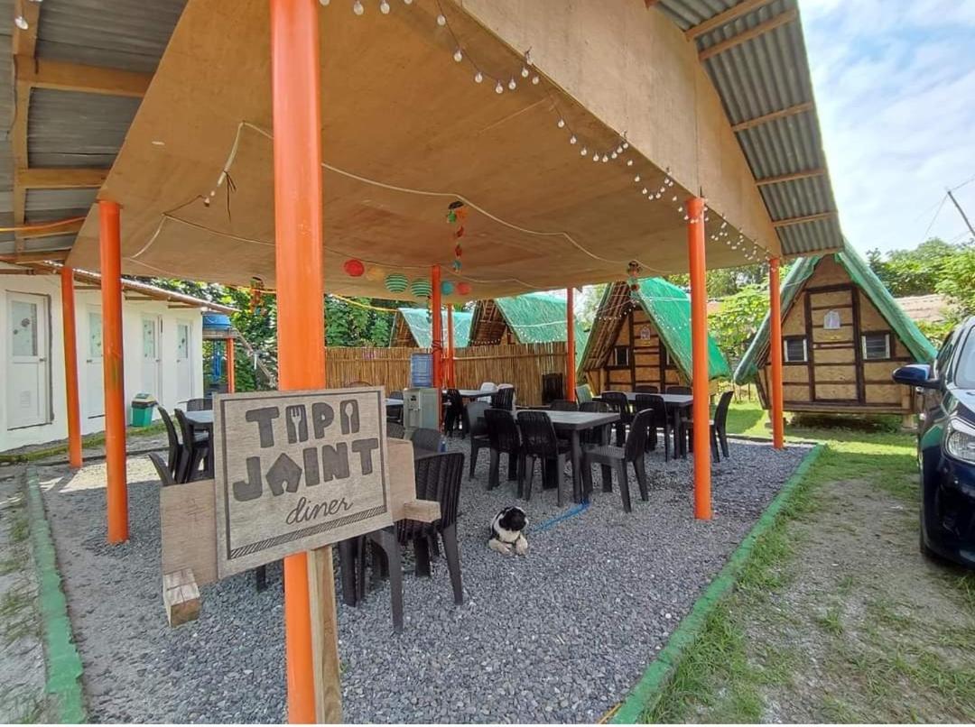 Tipi Joint - Housity