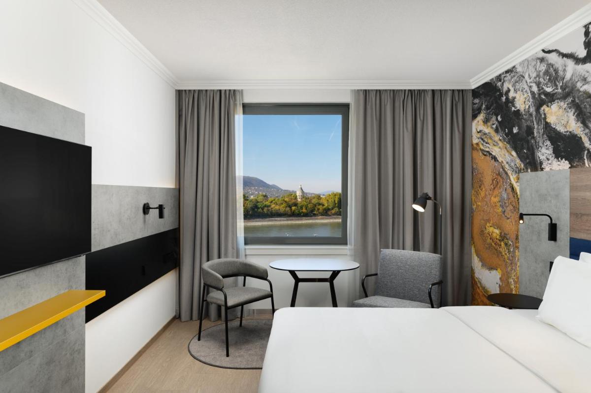 Danubius Hotel Helia - Housity