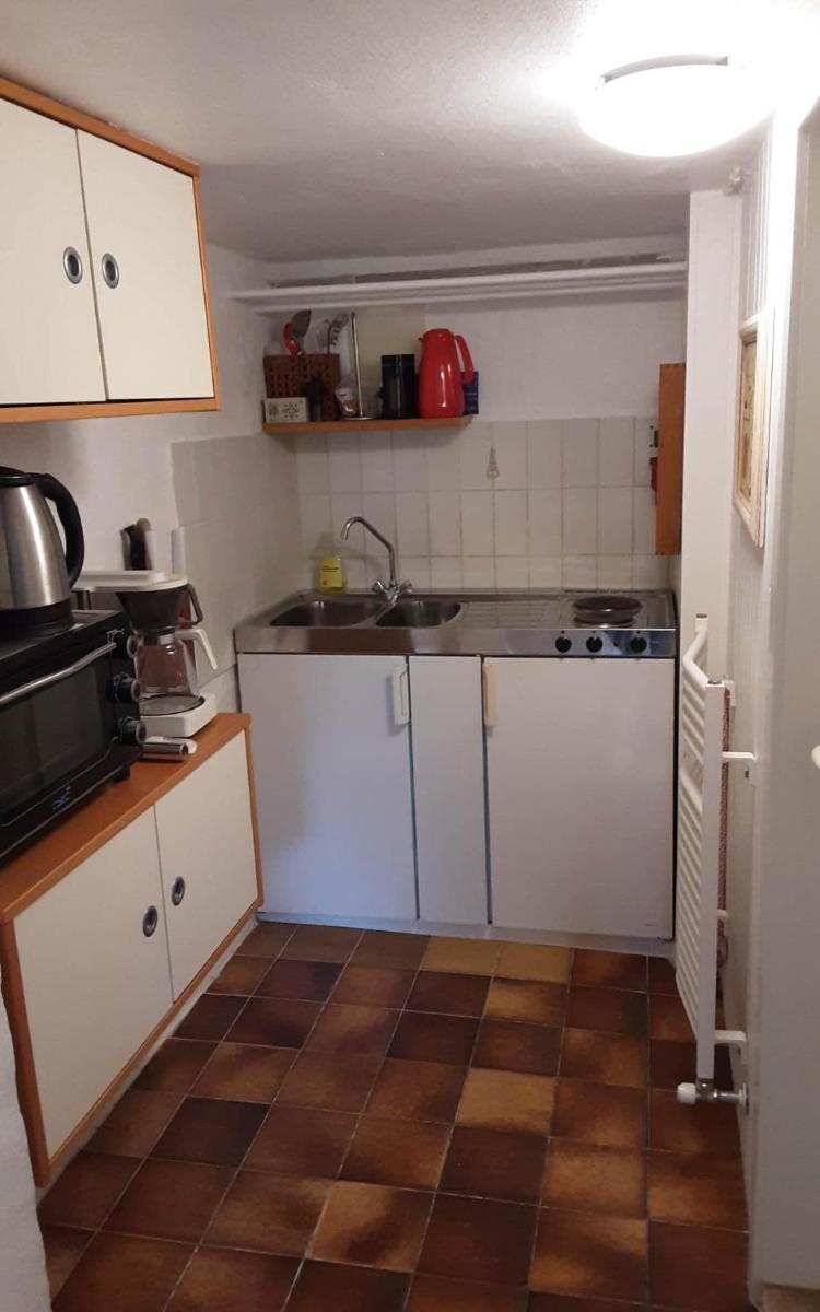 Mettes Romanti - Housity