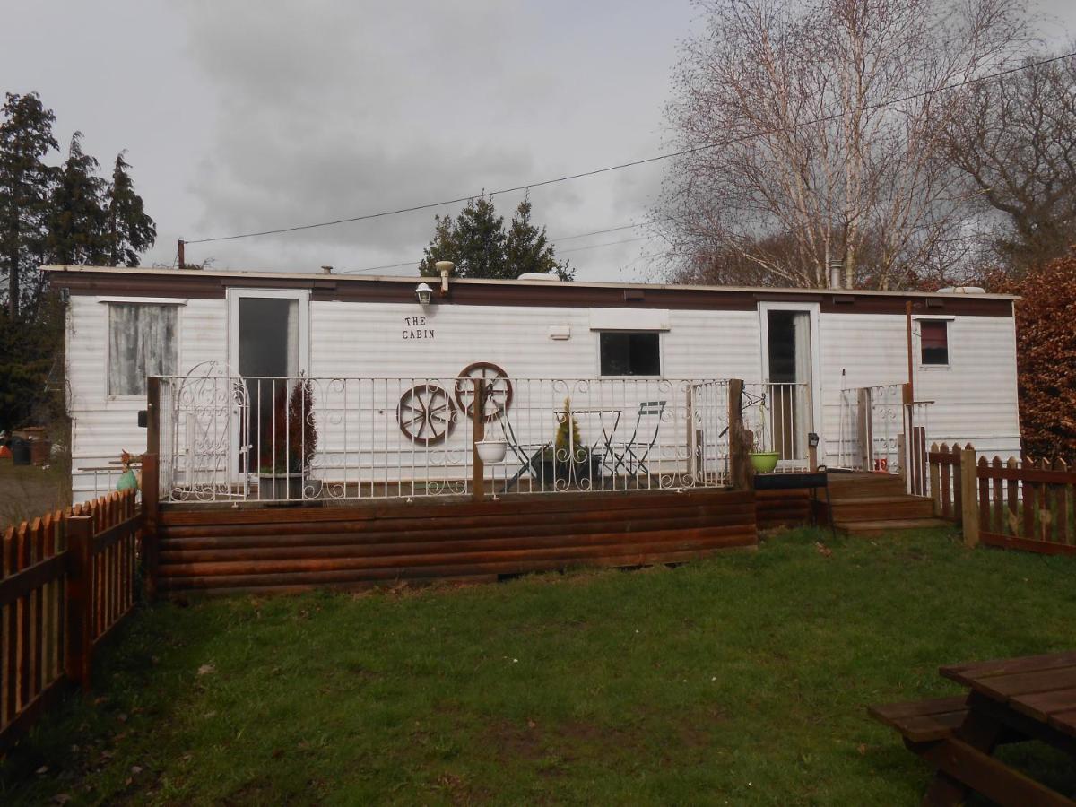 'The Cabin'. A cosy private & secure holiday home. - Housity