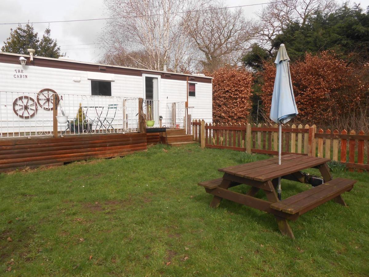 'The Cabin'. A cosy private & secure holiday home. - Housity