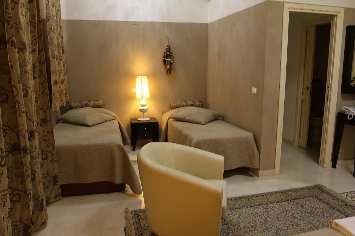 Abatellis Luxury - Housity
