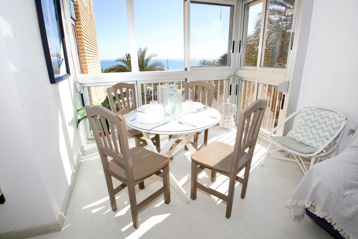 San Juan Beach apartment with AC and views - Housity