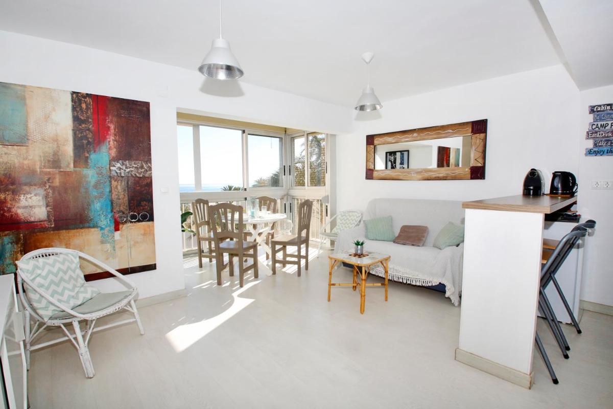 San Juan Beach apartment with AC and views - Housity