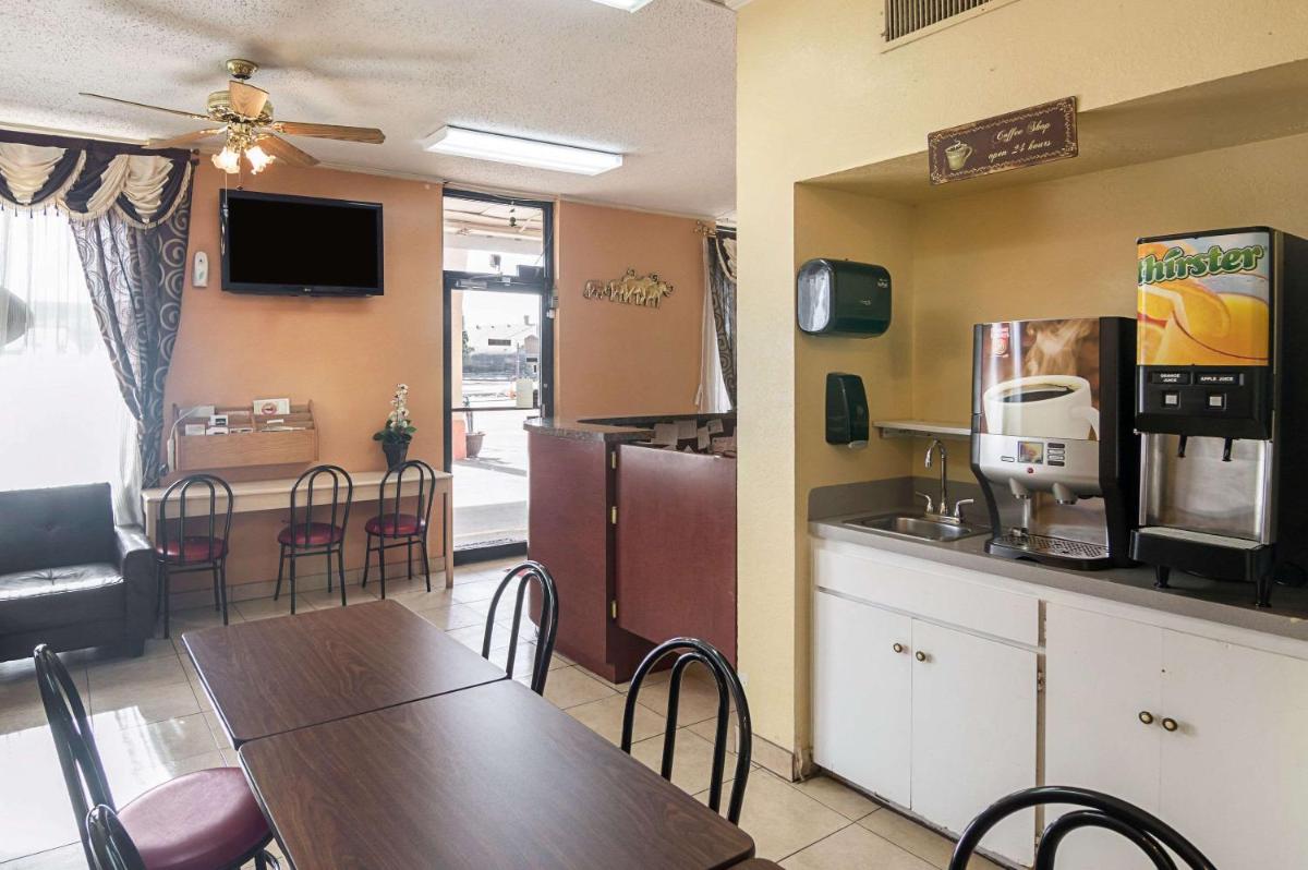 Econo Lodge Dalhart Hwy 54 - Hwy 287 - Housity