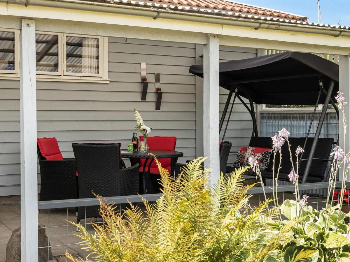 Holiday Home Anelisa - all inclusive - 575m from the sea by Interhome - Housity
