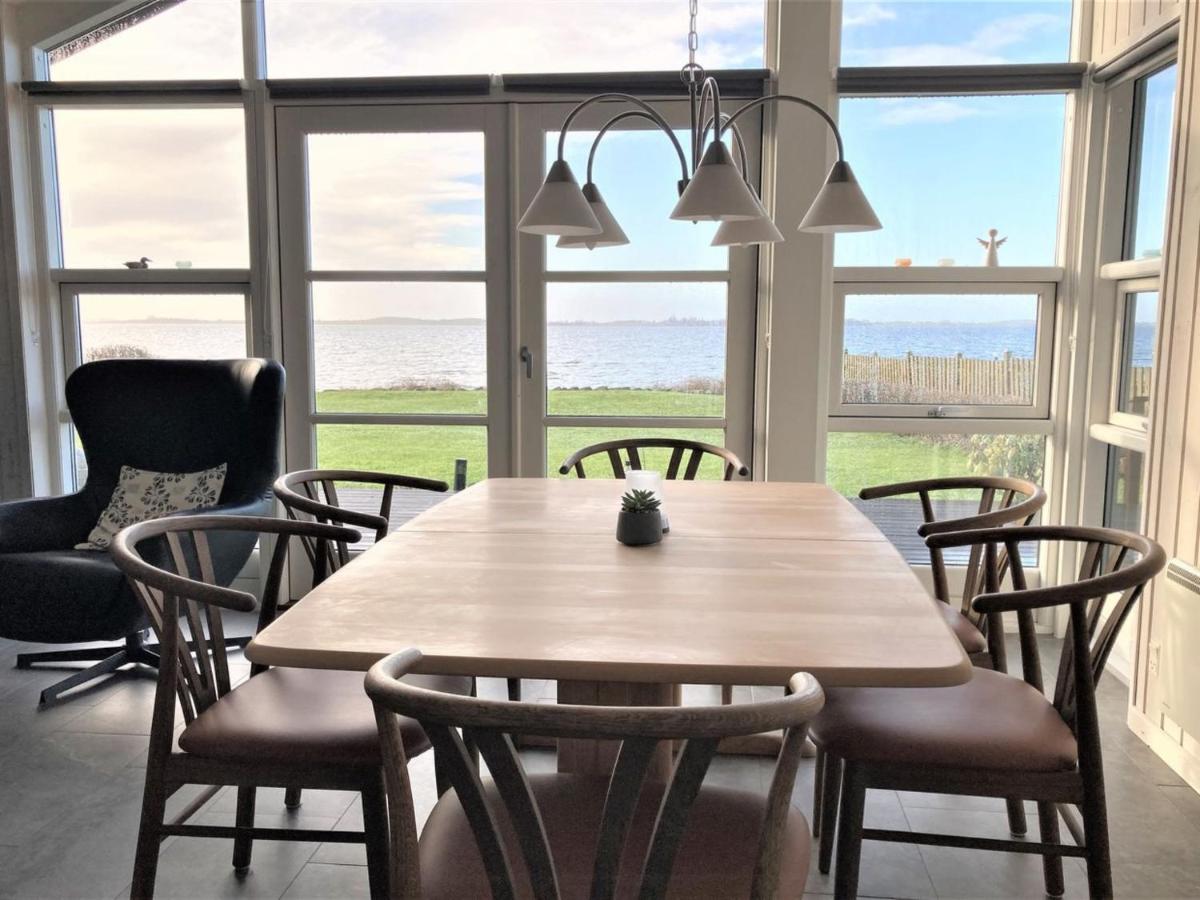 Holiday Home Tilia - 15m from the sea in Funen by Interhome - Housity