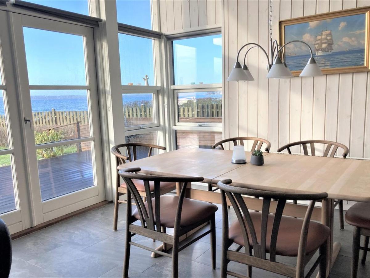 Holiday Home Tilia - 15m from the sea in Funen by Interhome - Housity