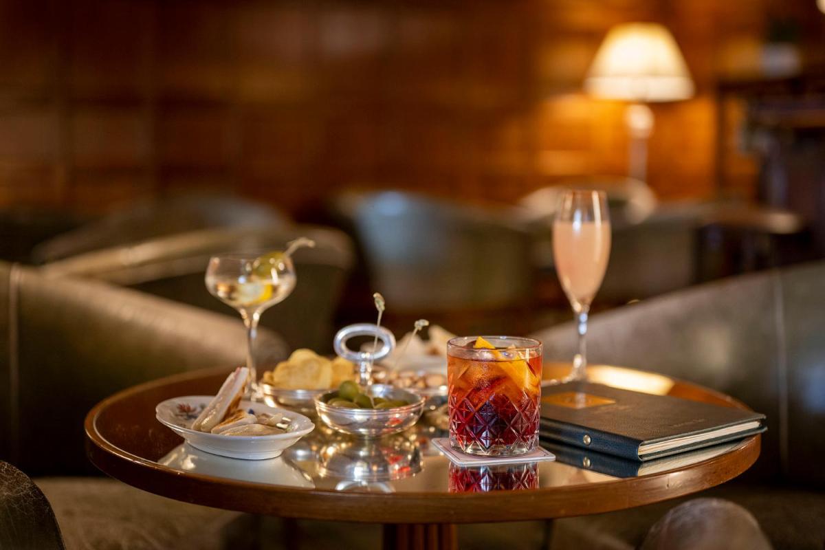 Hotel Villa Cipriani - Housity
