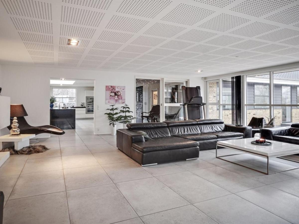 Holiday Home Ingwelde - 5km from the sea by Interhome - Housity