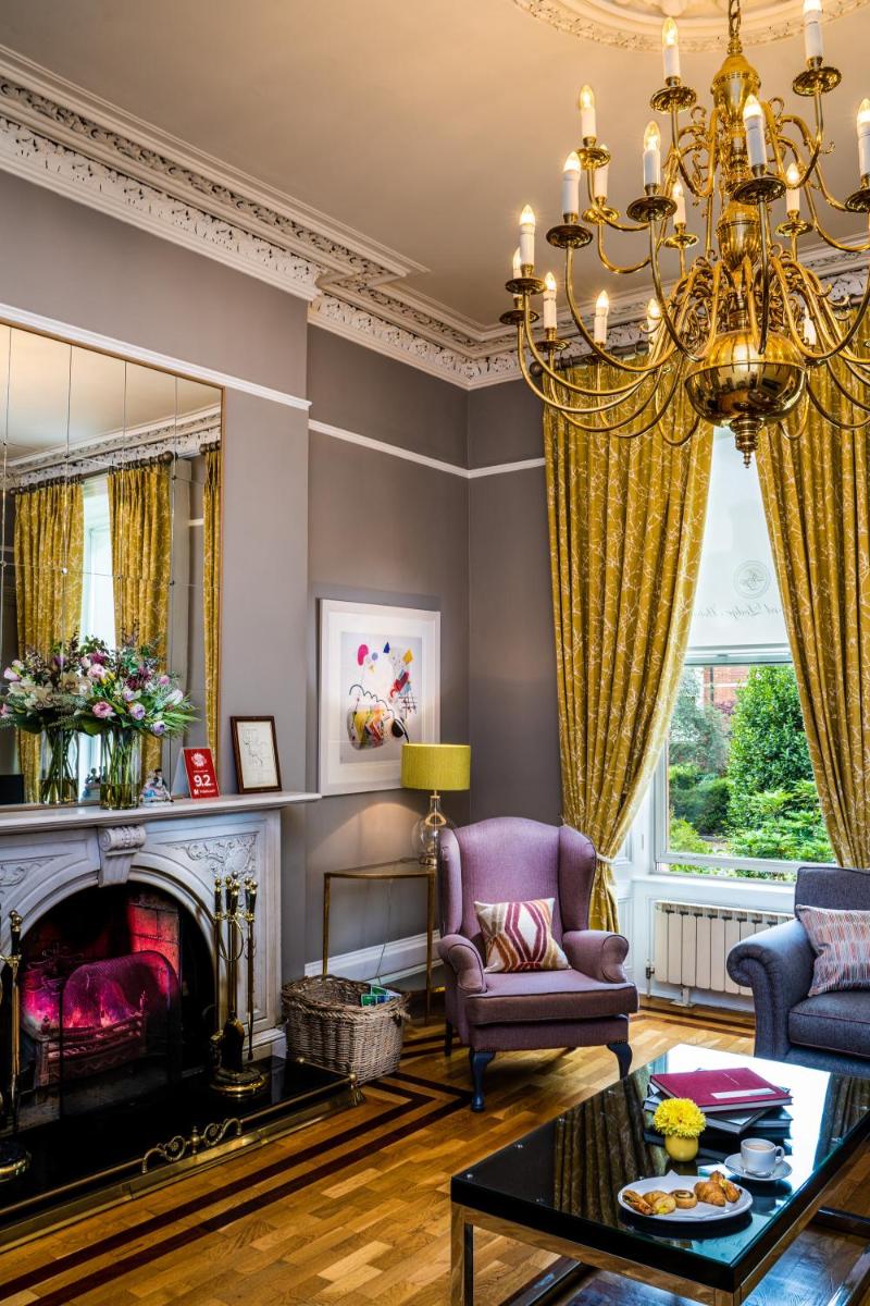 Roxford Lodge Hotel - Housity