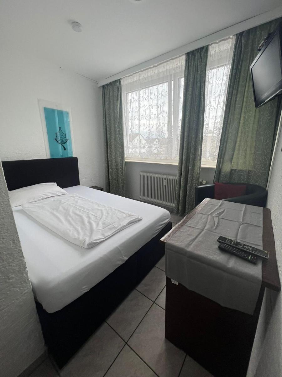 Hotel & Restaurant Main Taunus - Housity
