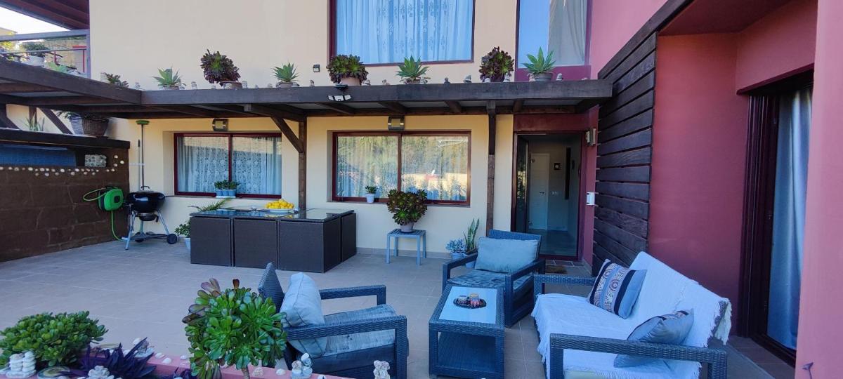 Gorgeous 3 Bedrooms in Villa Natural Reserve Park! - Housity