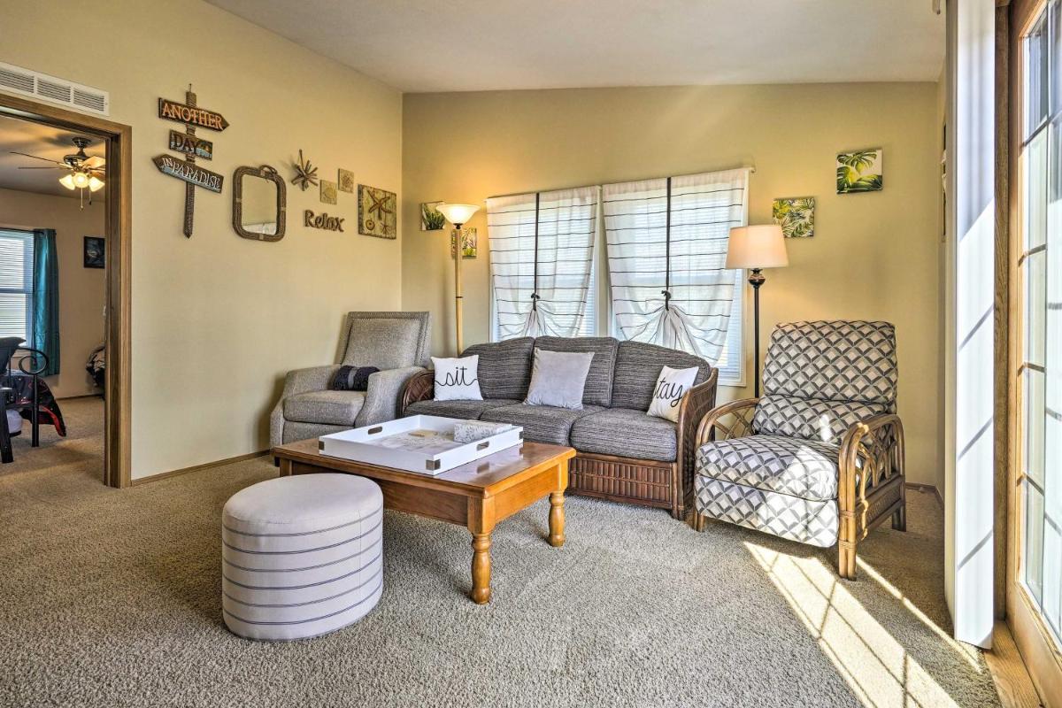 Indian Lake Vacation Rental 1 Mi to Beach! - Housity