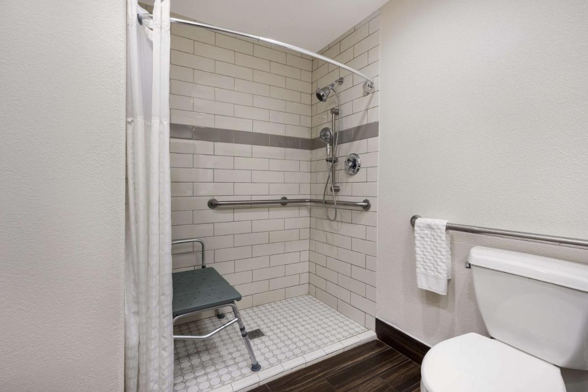 Best Western Houma Inn - Housity