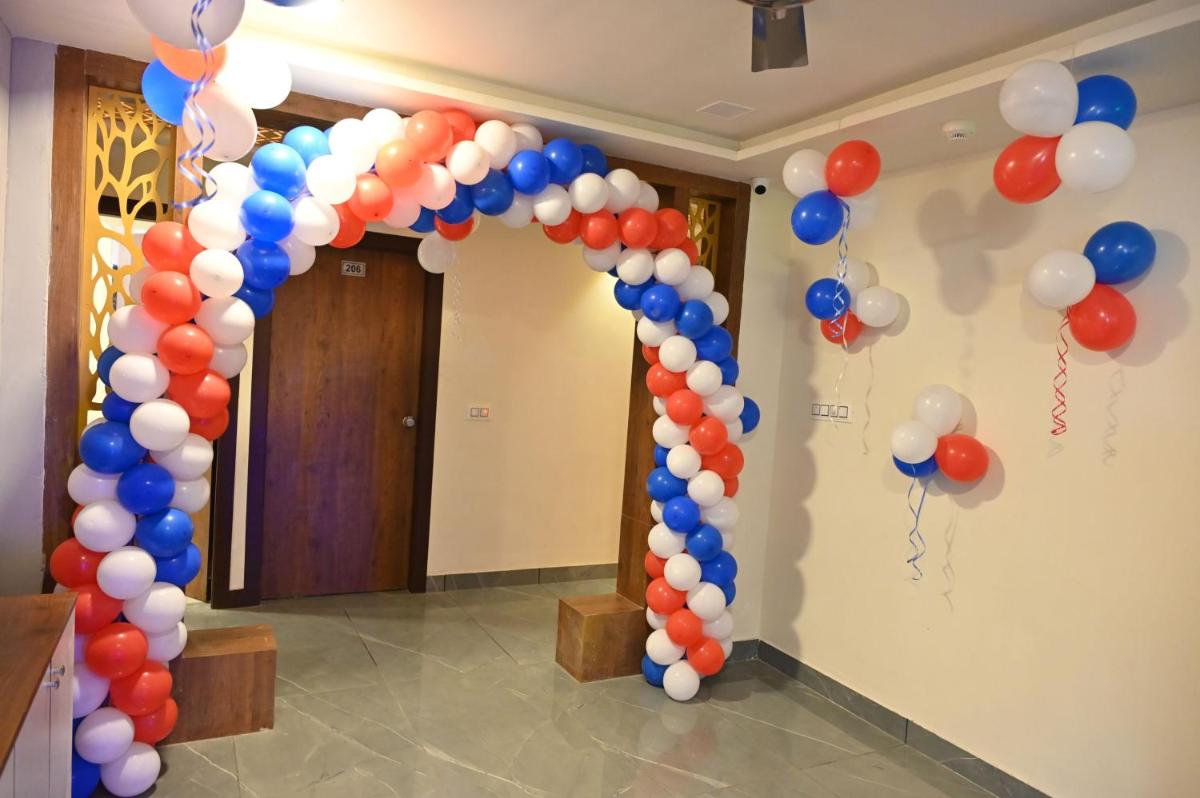 Hotel Avadh Palace - Housity