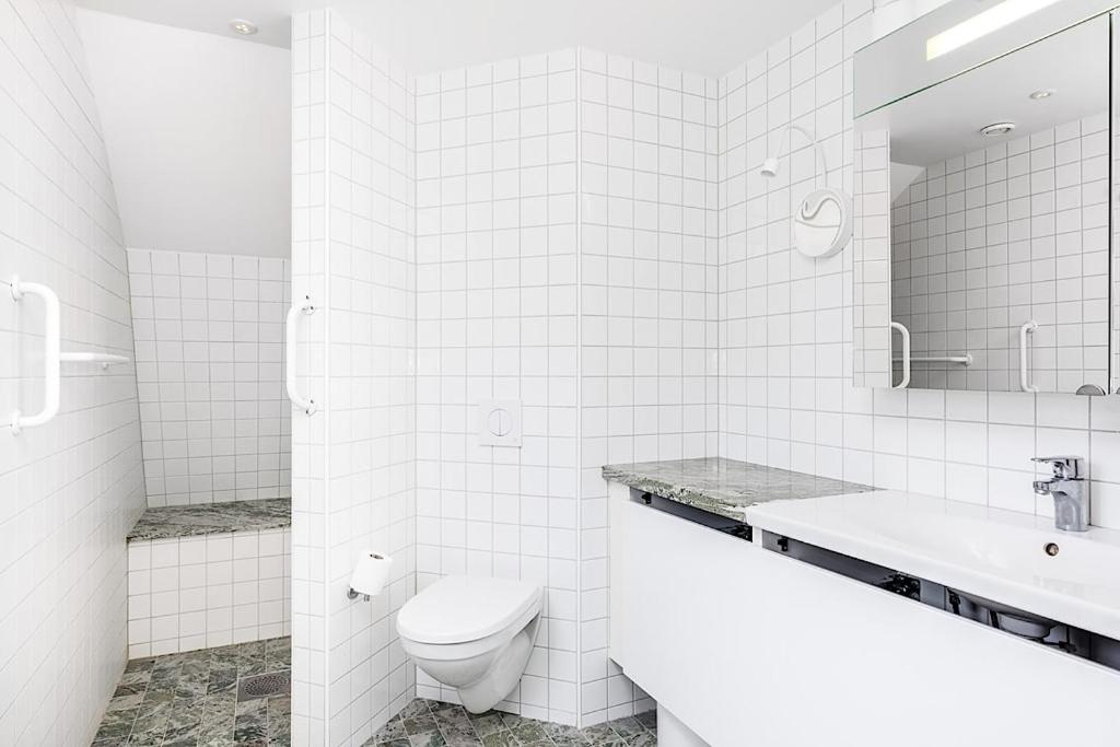 Skänninge Bed & Breakfast - Housity