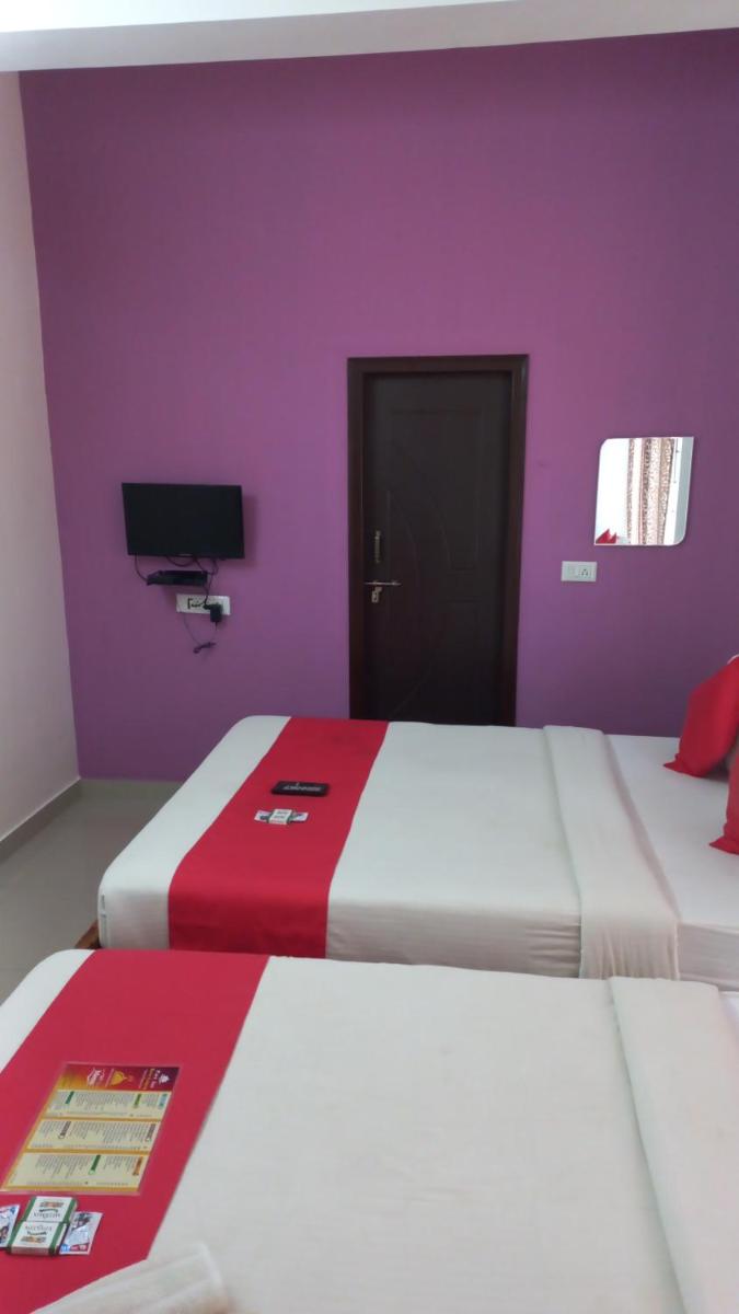 PARK INN HOTEL - Housity
