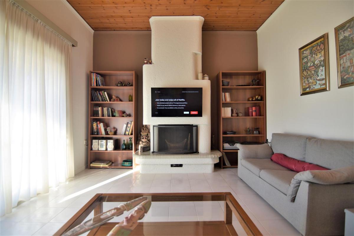 Mata's Spacious Apartment - Housity