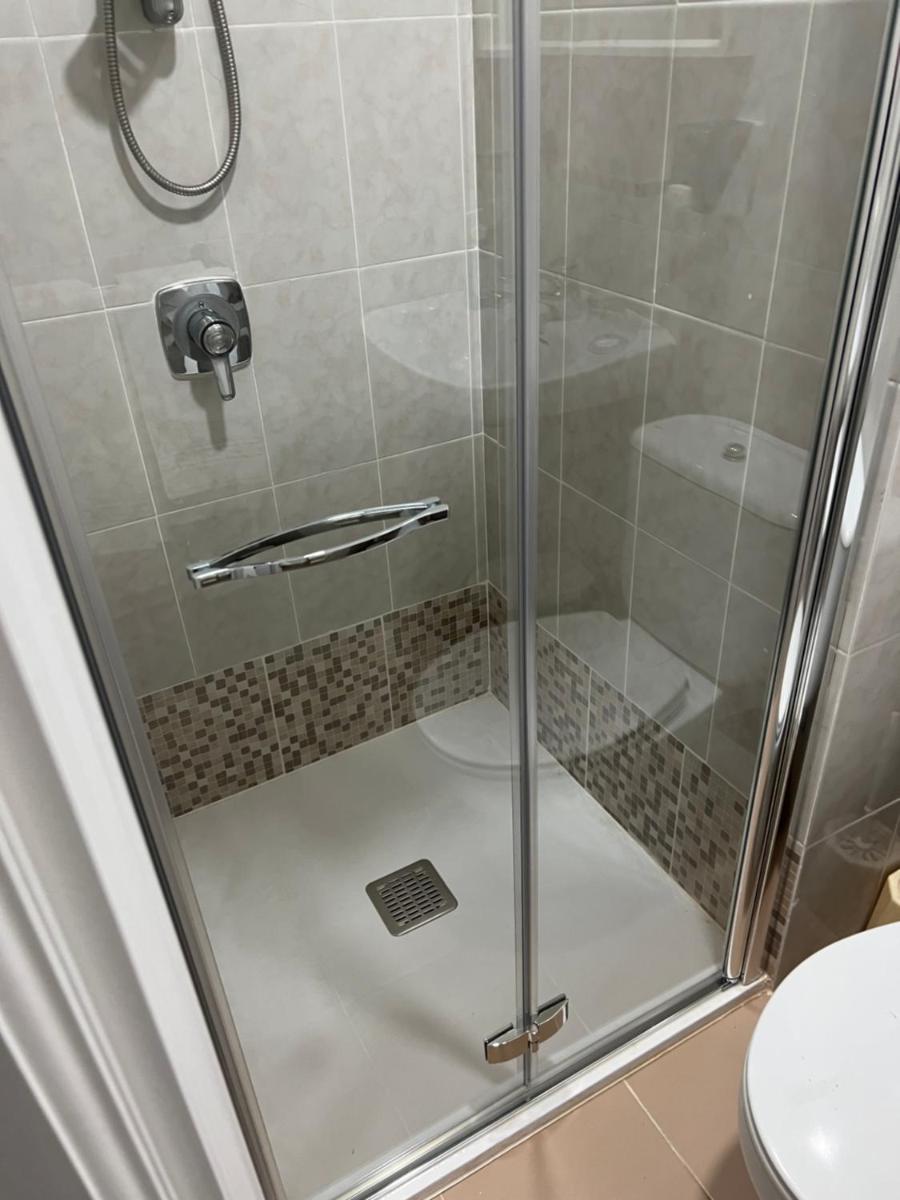 Pensión Zeus - Housity