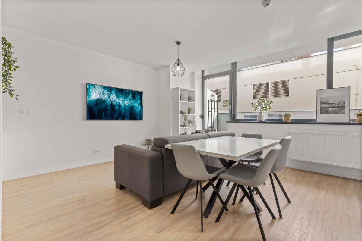 LAM Waves - AC - TERRACE - Housity