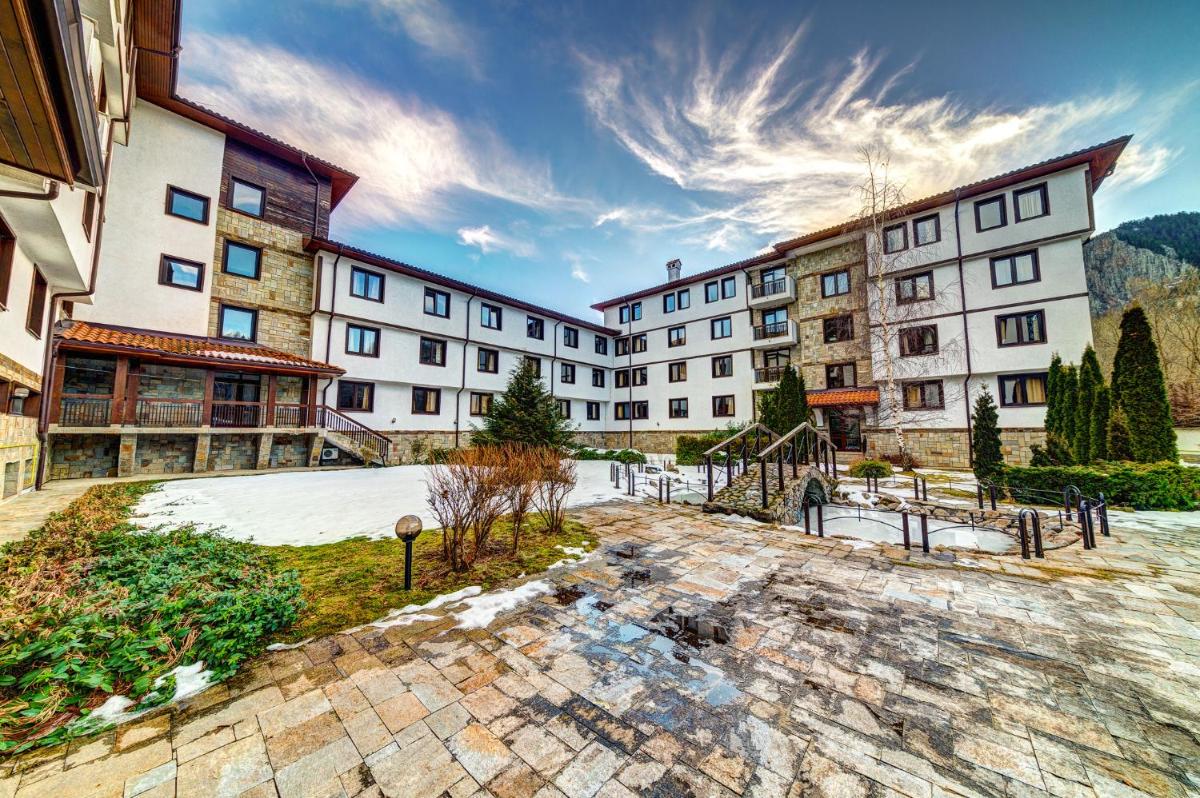 Hotel Silver Hills - Housity