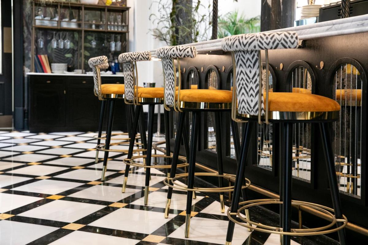 Un restaurante o sitio para comer en Hotel Casa Palacio Don Ramón
