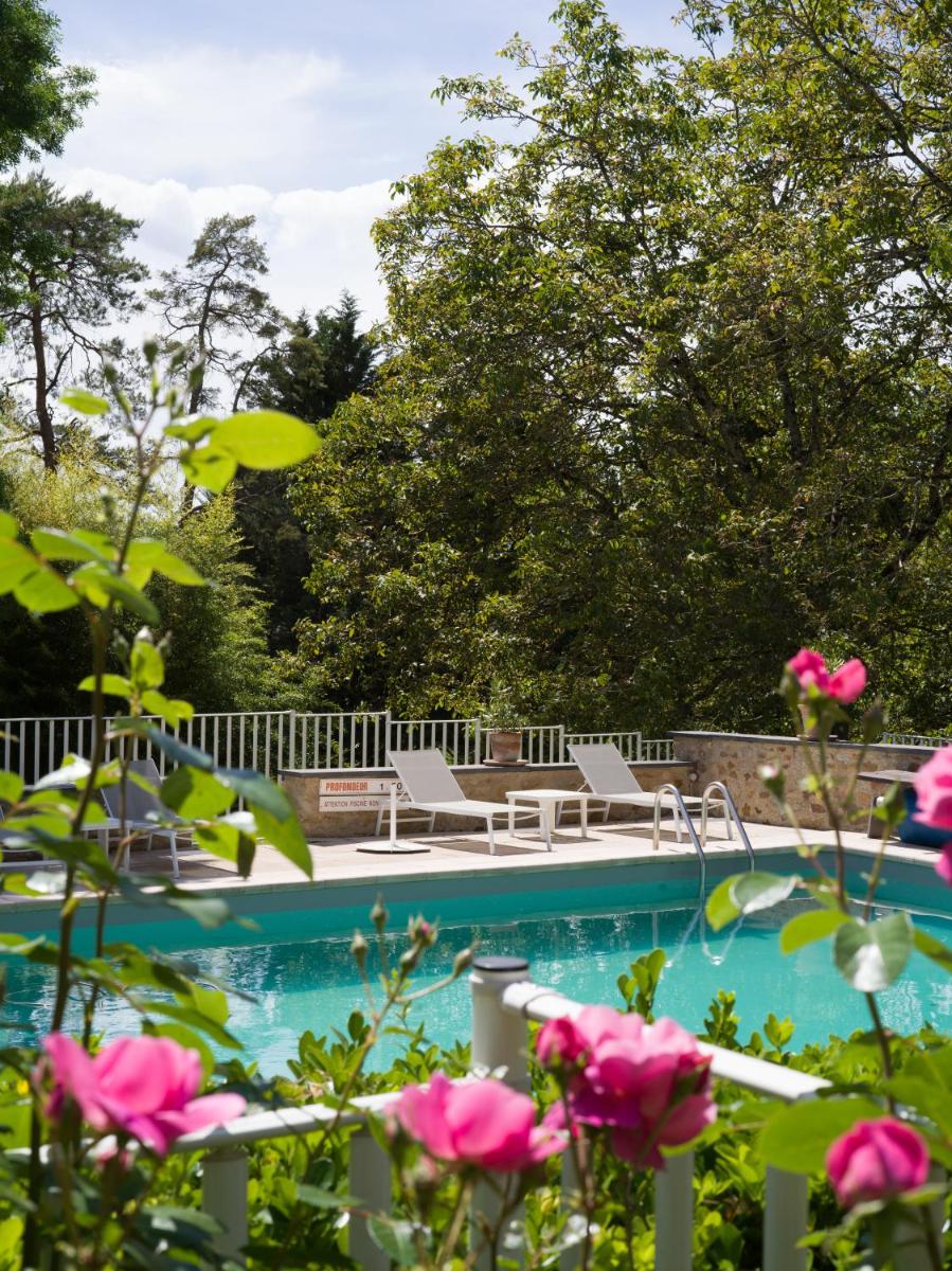 Piscine de l'établissement Château De Noirieux ou située à proximité