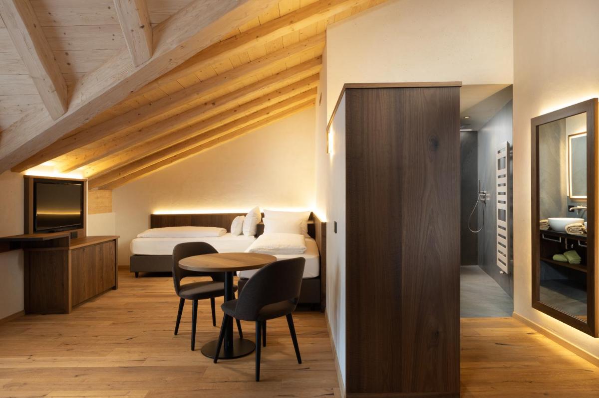 Camino Rustic Chic Hotel - Housity