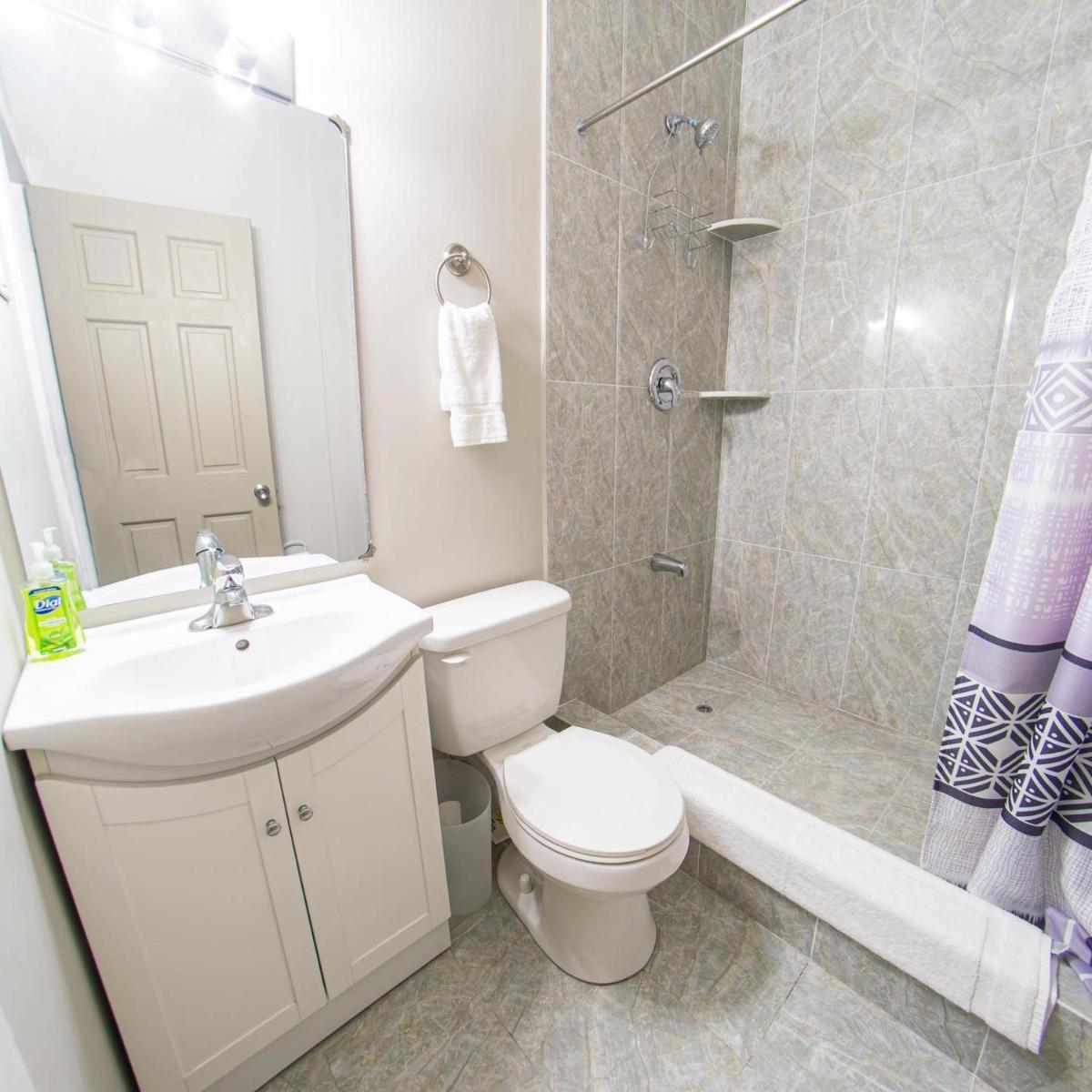 Lace Bed & Breakfast - Housity