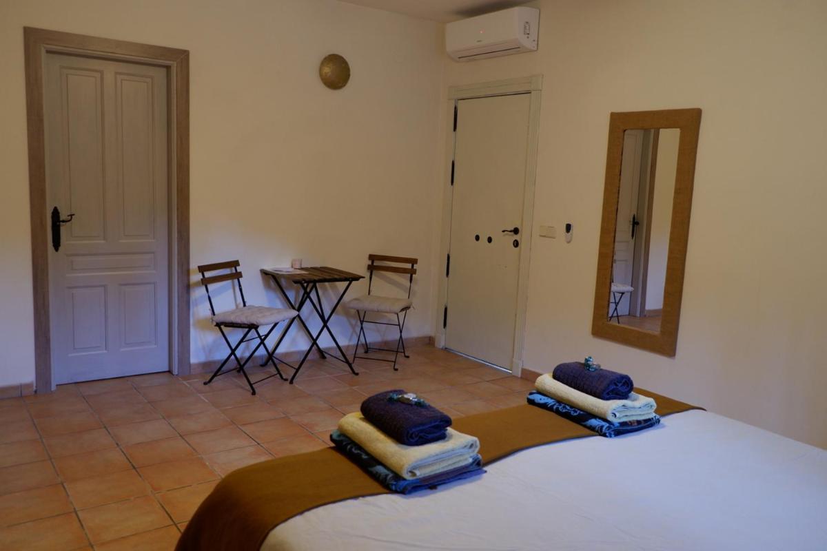 Vegan Guesthouse Finca Pereila - Housity