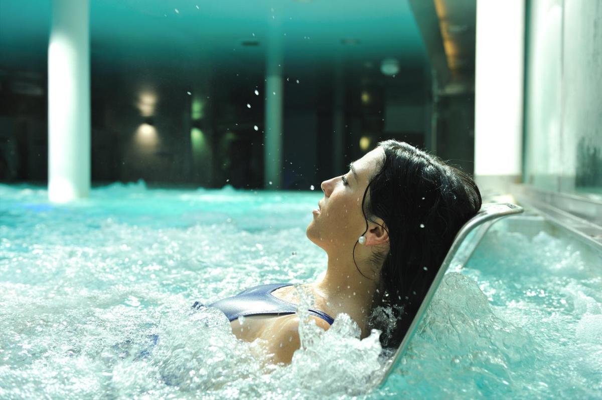 Clientes alojados en Hotel Balneario La Hermida