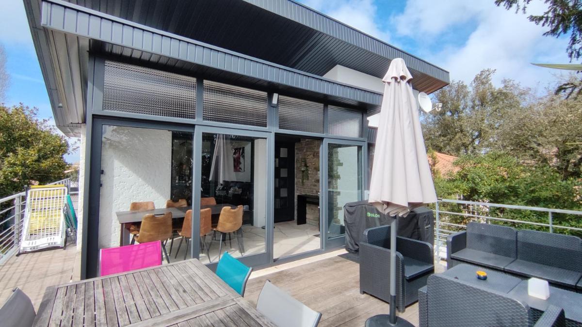 Villa Papillon***. Location appartement 1er étage. - Housity