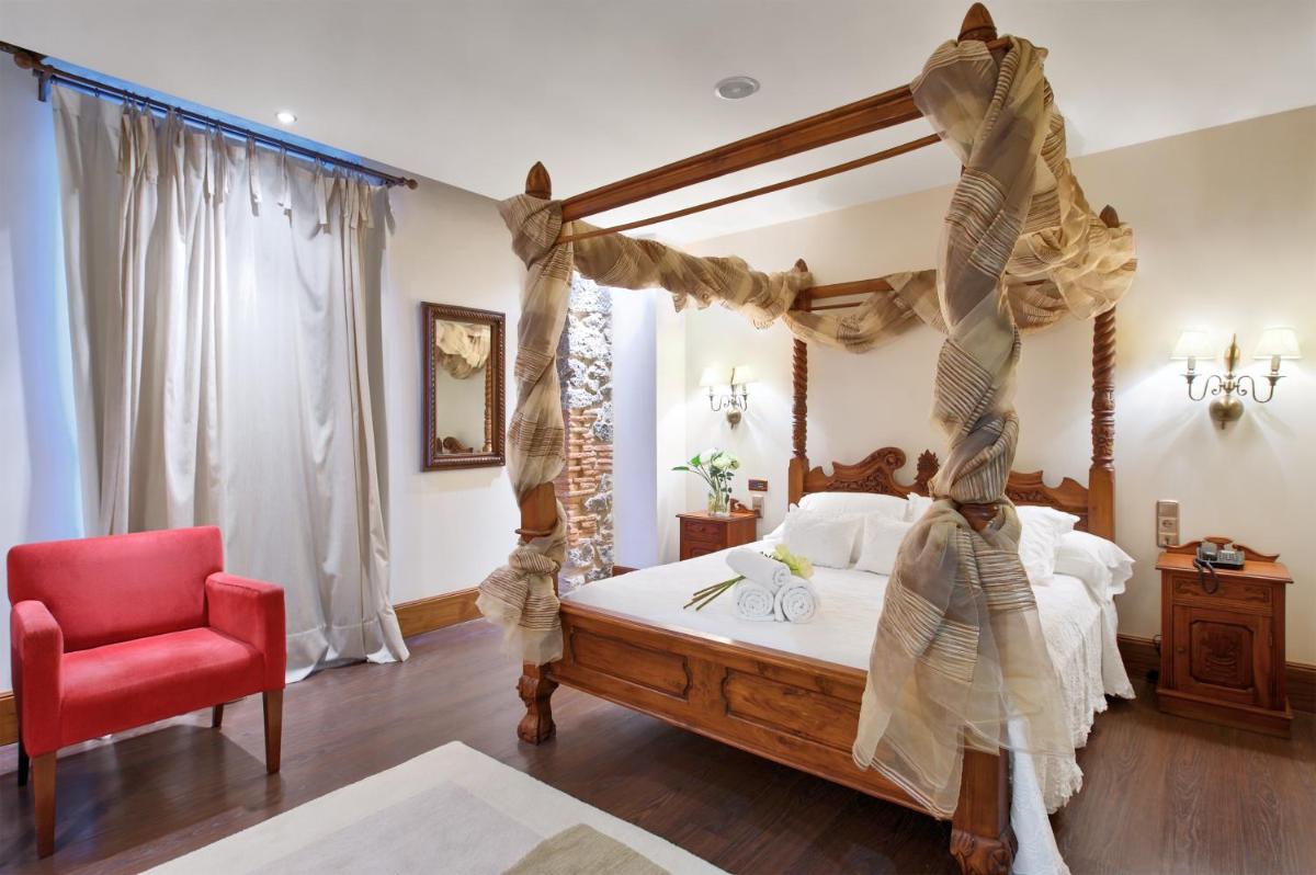 Cama o camas de una habitación en Hotel Balneario La Hermida
