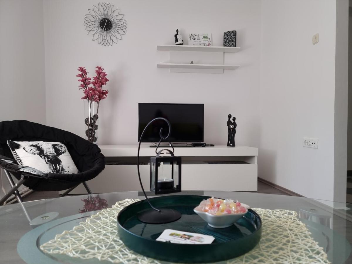 Apartments Lilly - Housity