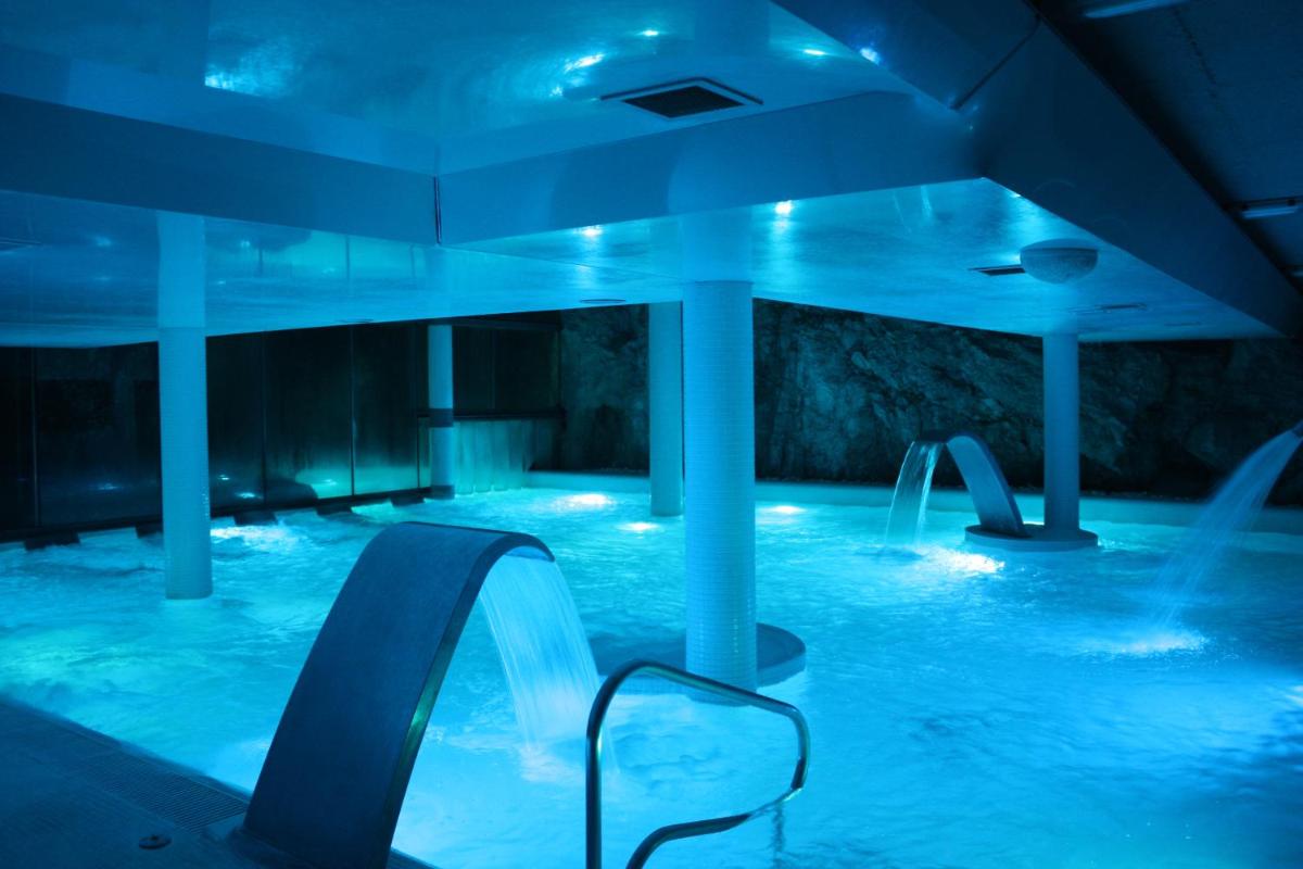 Piscina en o cerca de Hotel Balneario La Hermida