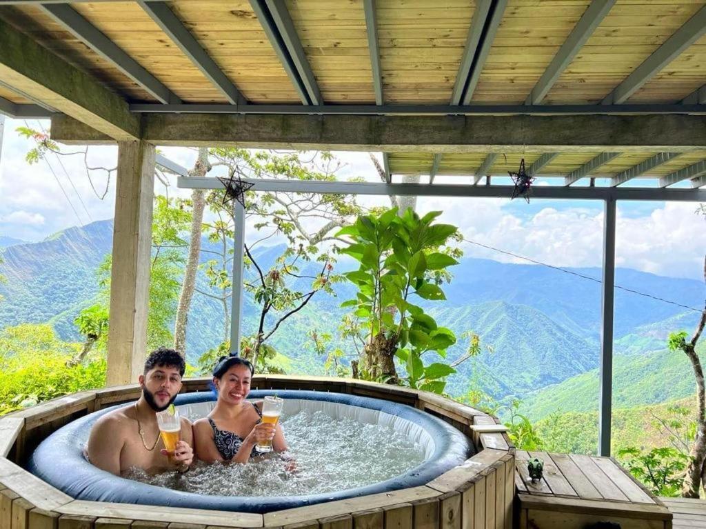 Casa Hobbit Montañita - Housity
