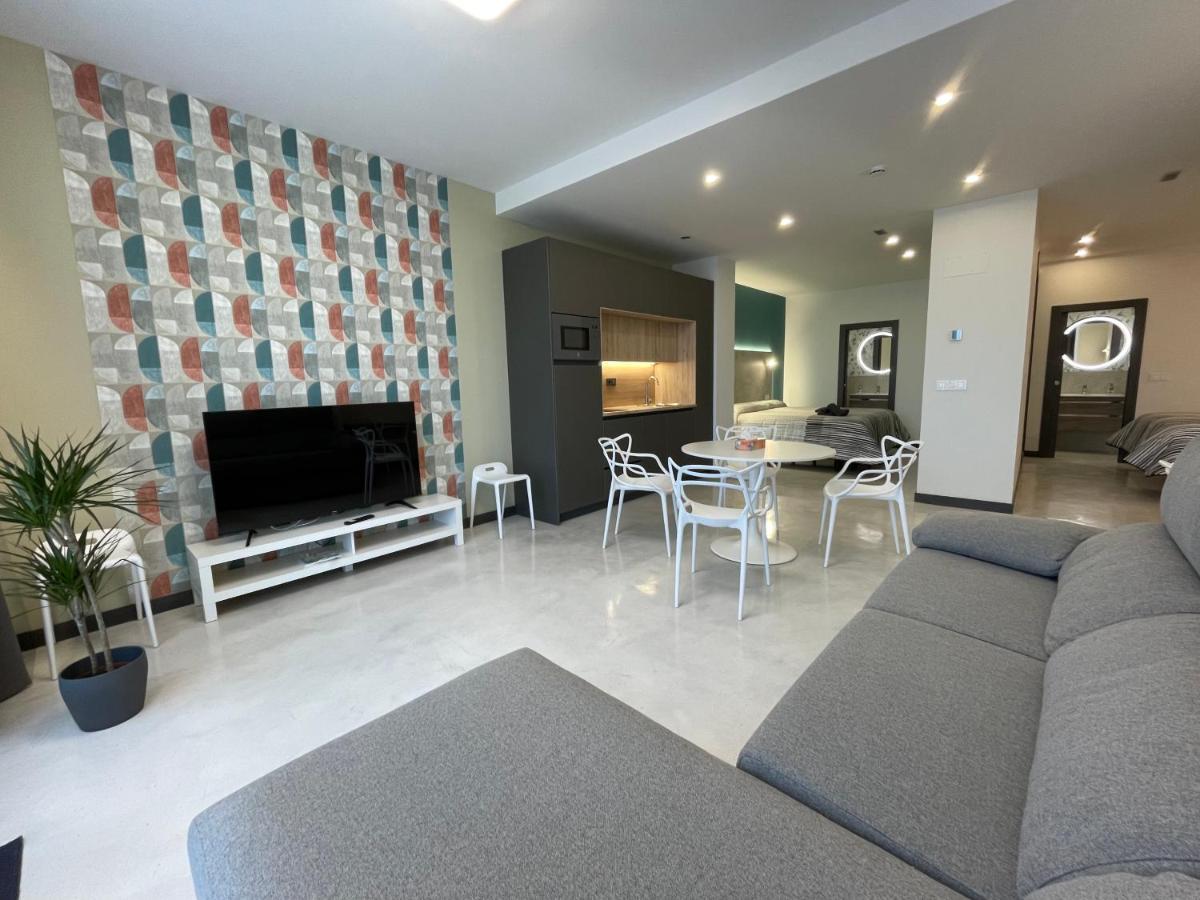 Aljama Burgos - Housity