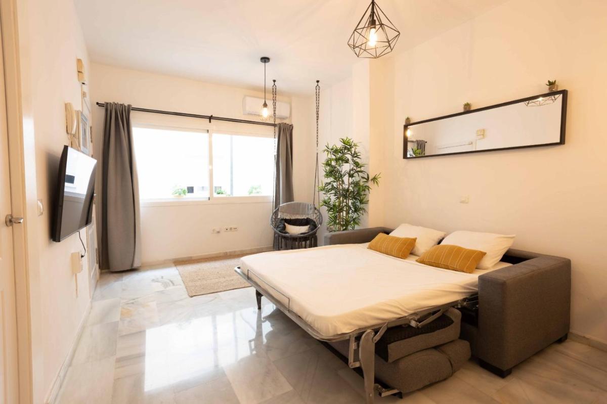 Relaxing vacation home @ the heart of Malaga - Housity
