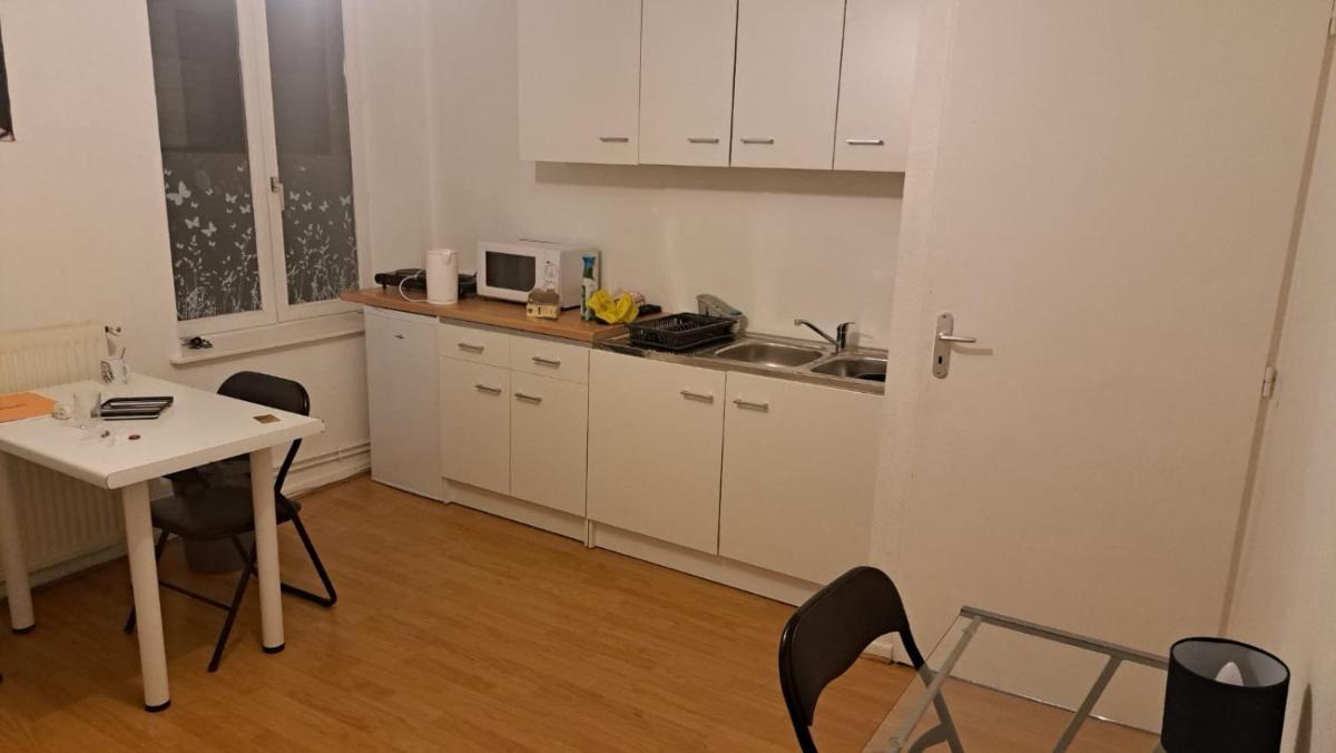 Stduio 1 centre de Mirecourt - Housity