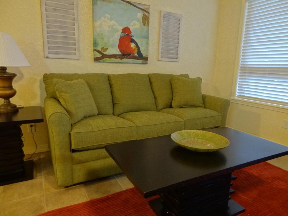 Poolside King Cabana with full kitchen, king bed, sleeper sofa and pool access, Hotel Room - Housity