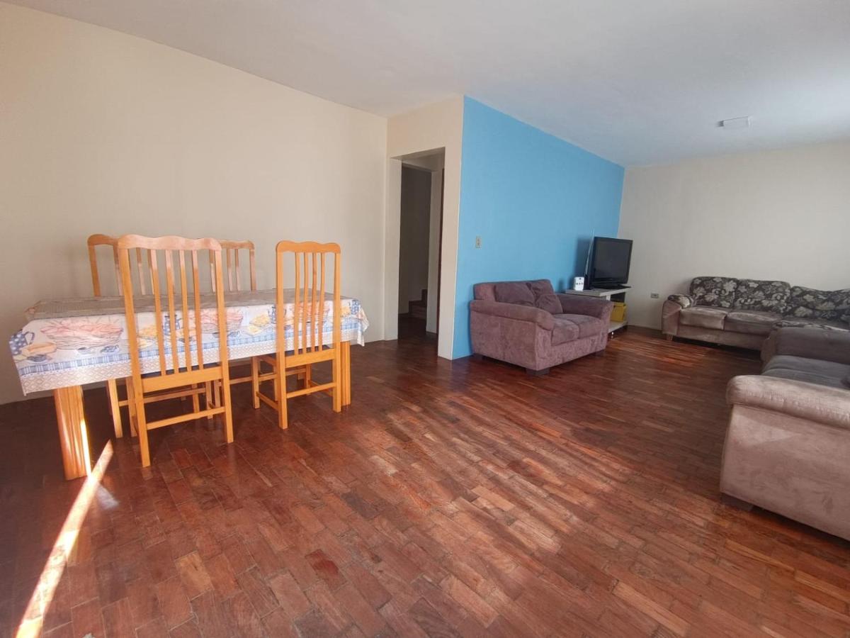 Casa de Hospede Santa Felicidade - Housity