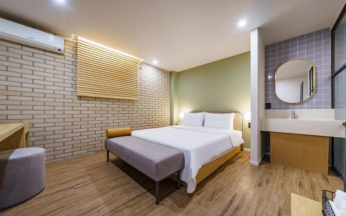 Hotel Yaja Changwon Myeongseo - Housity