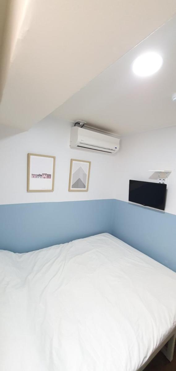 One Minute Guesthouse - Housity
