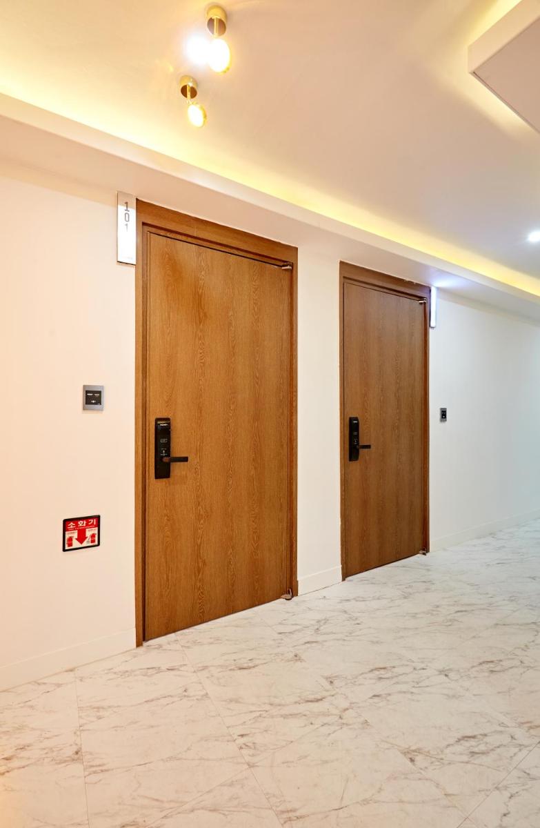 Hotel sounds - Housity