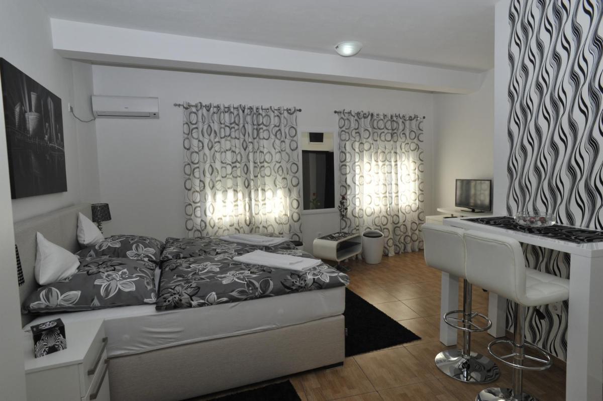 Apartment Jovana Nikšić - Housity