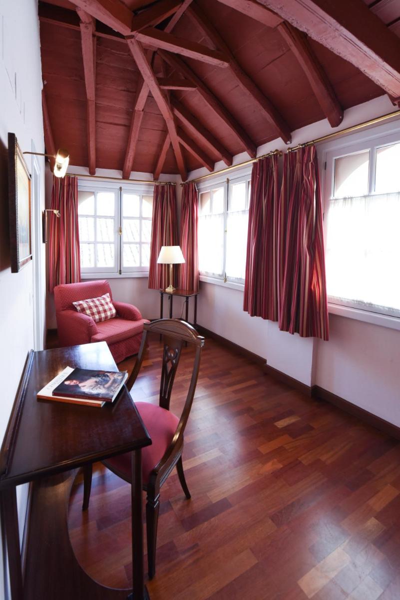 Zona de estar de Hotel Las Casas de la Judería