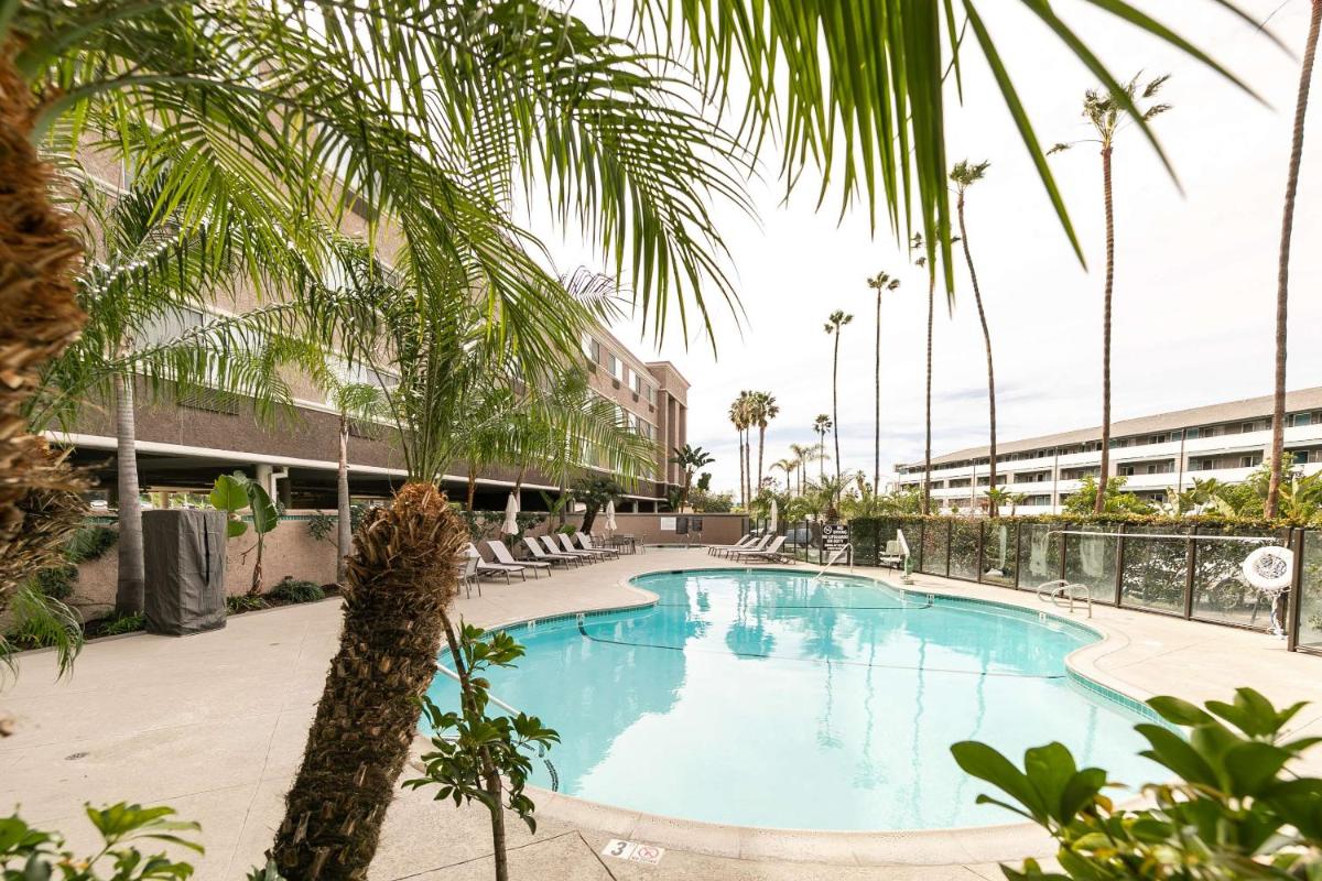 Best Western Inn & Suites San Diego Zoo -SeaWorld Area - Housity