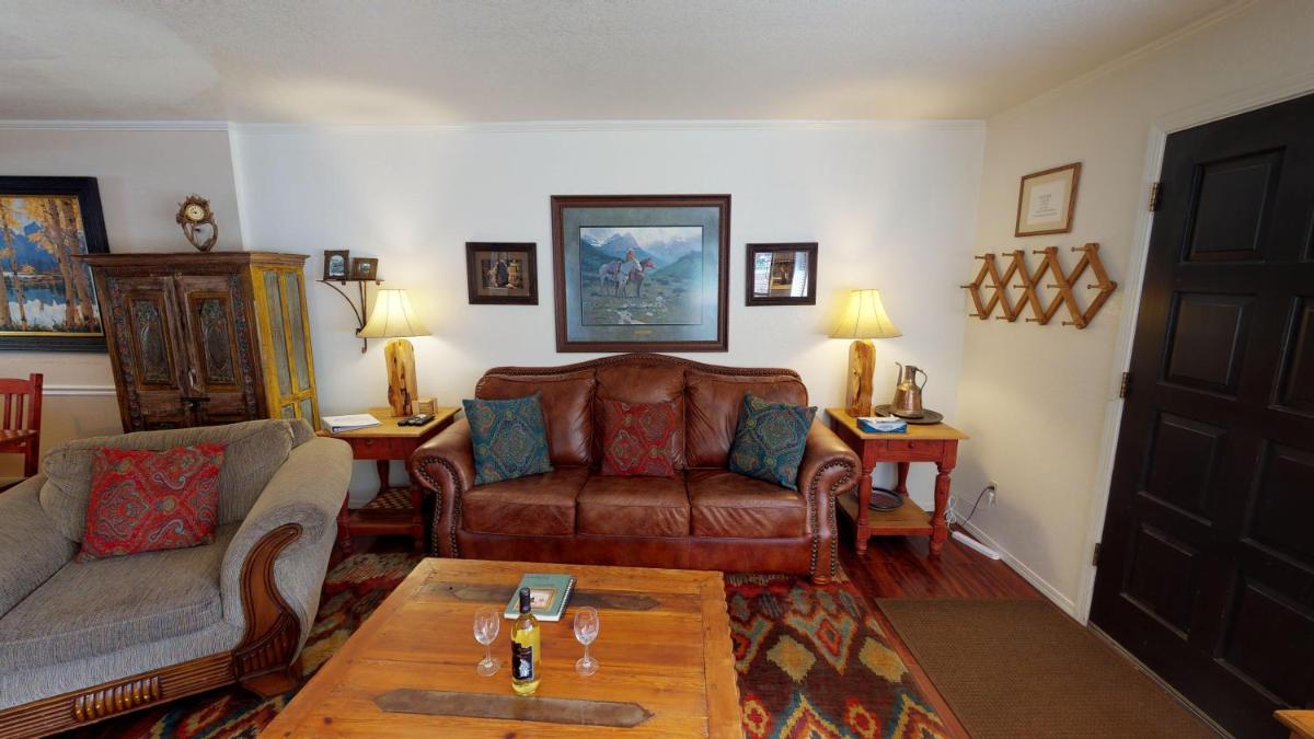 Claim Jumper 8 Townhouse With High Speed Wifi - Housity